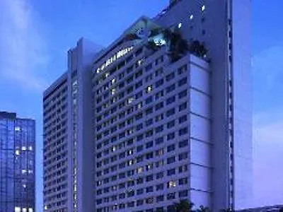 Szálloda New World Makati Hotel, Manila Makati City